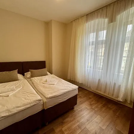 Laubeho Namesti Apartment