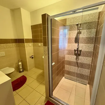 Laubeho Namesti Apartment