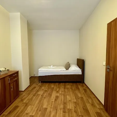 Apartment Laubeho Namesti *
