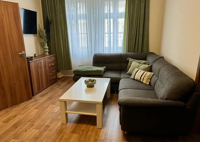 Laubeho Namesti Apartament