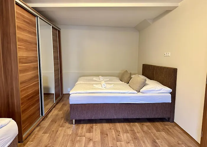 Laubeho Namesti Apartament Cieplice